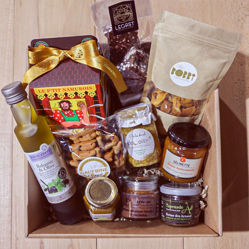 Panier cadeau gourmand sucré salé — Chez Bobbi
